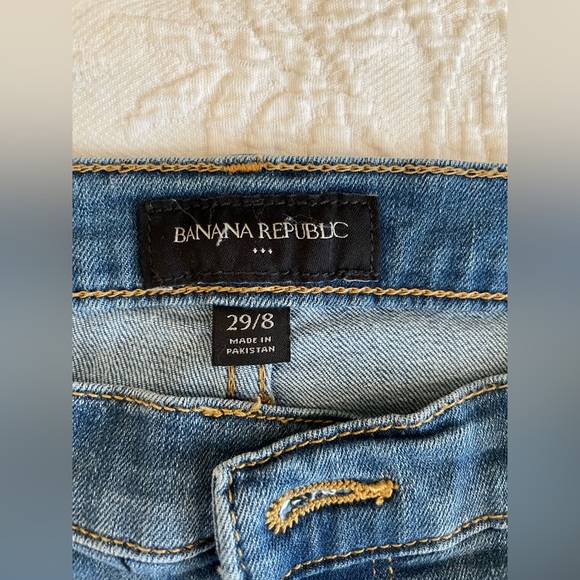 Banana Republic Denim shorts EUC 29 / 8 - Picture 8 of 9